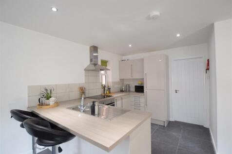 27/28 - Robey Court - Student house photo 4