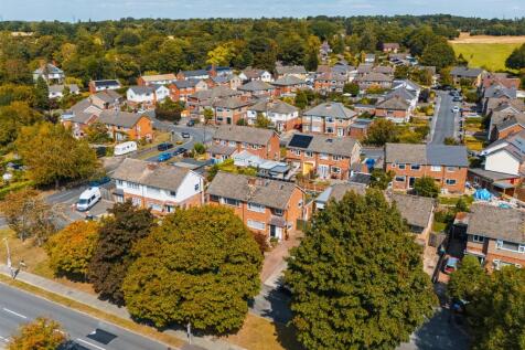 4 Bushell Close-74.jpg