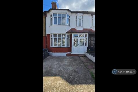 Front Of House With Private Driveway