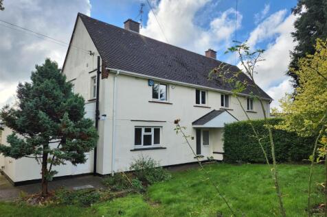 3-bed semi-detached on Cinderford, Gloucestershire, £1,000/mo