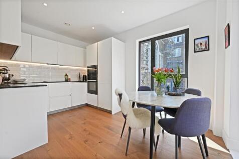 AR - Dauphine House11.JPG