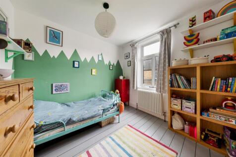 Wellington Road, E17