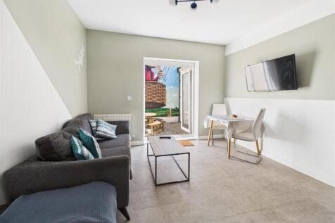 223 Filton Avenue, Horfield, Bristol BS7 0AY | Hig