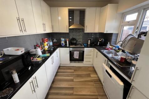 Ellerdine Road, Hounslow photo 5