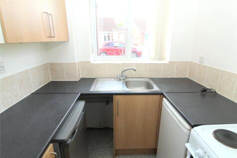 Birdcombe Road, Westlea, Swindon, Wiltshire, SN5 photo 3