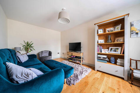 1373635-20-690b6a...