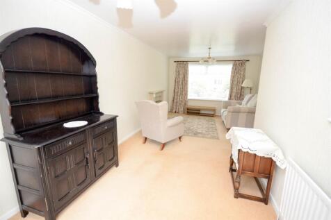 Newlyn Drive, Jarrow photo 4