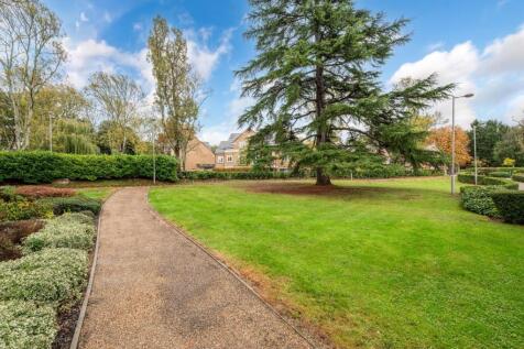 CHAUCER COURT