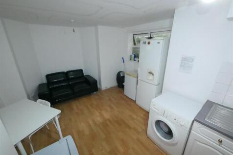 The Mount, Bournemouth, BH1 photo 3