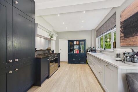 CAM04092G0-PR0063...