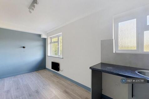 Coates Way, Watford, WD25 photo 2