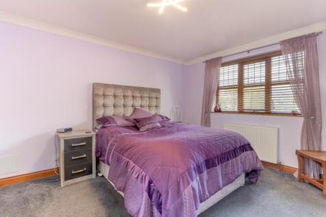 Master Bedroom - A.jpg