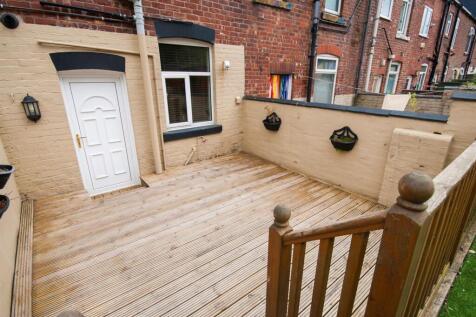 Decking area.jpg