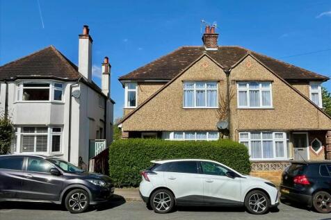 Bushey, WD23 - property photo