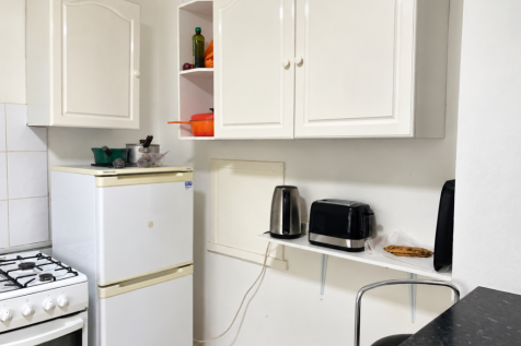 Nevena Court, London, SW2 photo 5