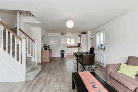 Ramfield Crescent, Collingtree, NORTHAMPTON photo 4