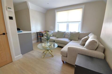 Lounge/Kitchen