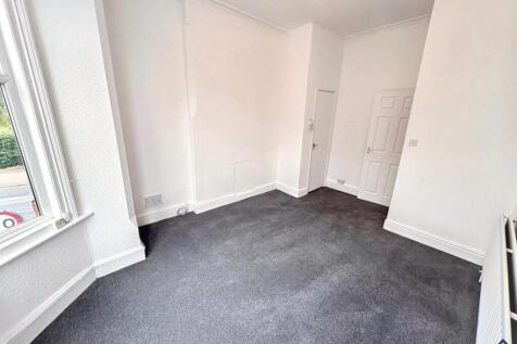 Ebury Road, Carrington, Nottingham, NG5 1BB photo 3