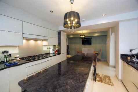 Kitchen 3 SAPL6067-Enhanced-NR.jpg