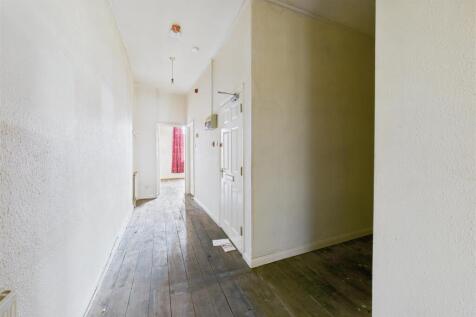 Flats A, B, C 18 Church Street, Tewkesbury, GL20 5