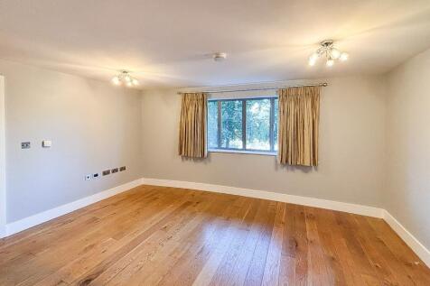 Dolphin Yard, Hertford, SG14 photo 2