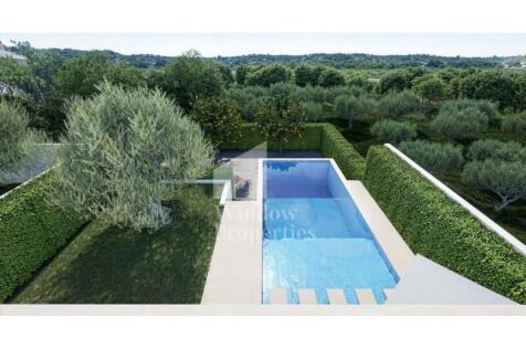 New Modern Villa