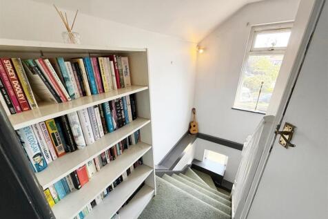 Second Floor Landing.jpg