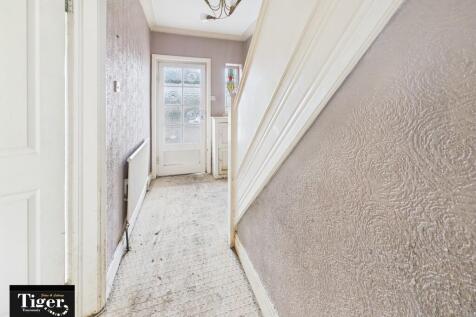 CAM02176G0-PR0782...