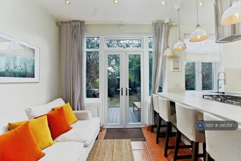 Kitchen-Living