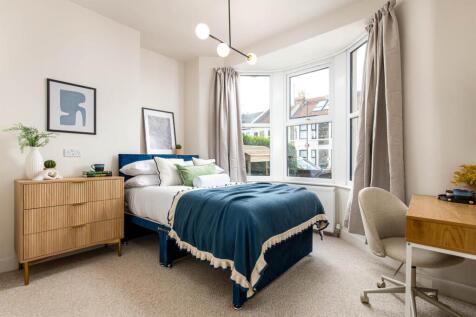 Bedroom1_1.jpg