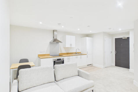 Luxury Furnished One Bedroom Apartment in Hull Ci