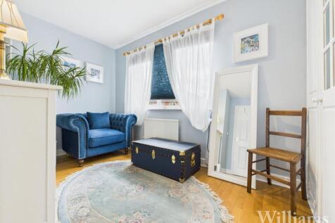 CAM04950G0-PR0108-STILL043 - Copy - Copy.jpg