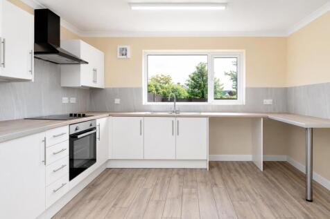 Kitchen..jpg