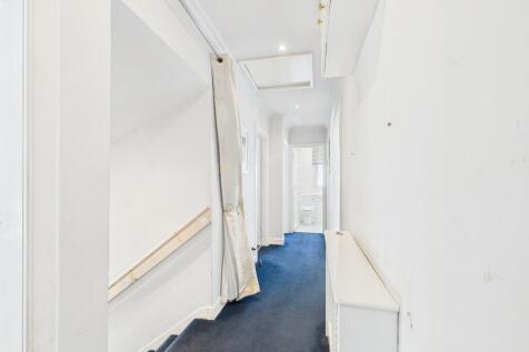 CAM05526G0-PR0040...