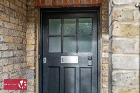 50 Briscoe Road Hoddesdon EN11 9DG via properties estate letting