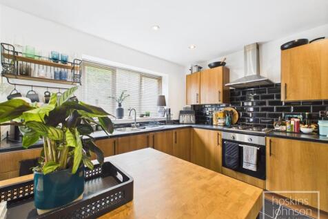 Open plan living/kitchen/diner