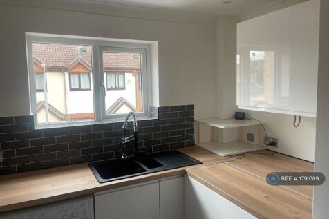 Granary Court, Ramsey, Huntingdon, PE26 photo 3