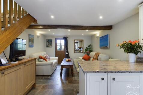 CAM00829P1-PR0110-STILL01