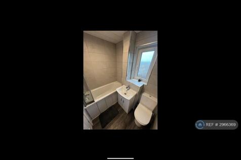Ailsa Court, Hamilton, ML3 photo 5
