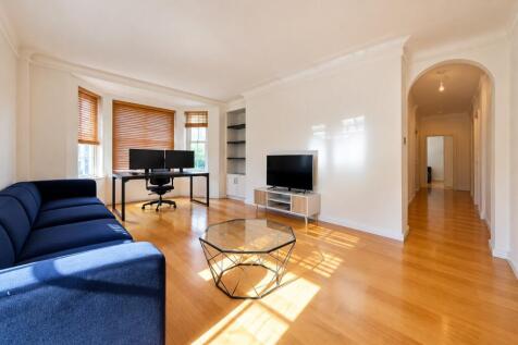 Ascot Court, Grove End Road photo 4