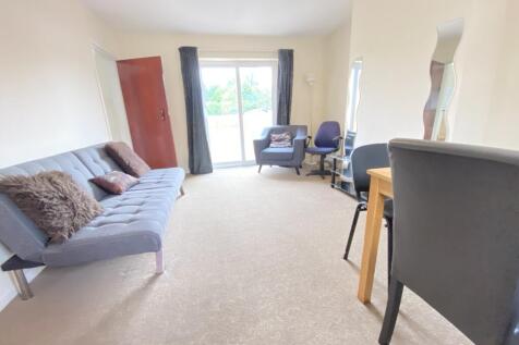 6 Baker Avenue, Leamington Spa photo 4