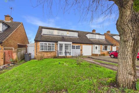 cam03830g0pr0267still022