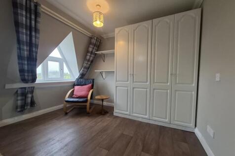 A Room in a Shared Flat, Clarence House, 152 North Row, Miton Keynes, MK9 1AY photo 4