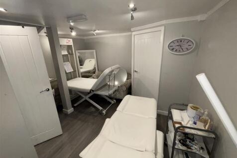 Healthcare Facility for sale Image 6