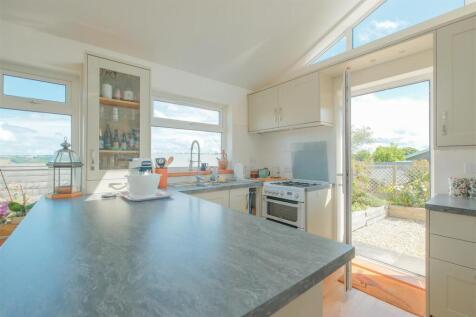 Parry_33 Protbyhan Road Looe-21.jpg