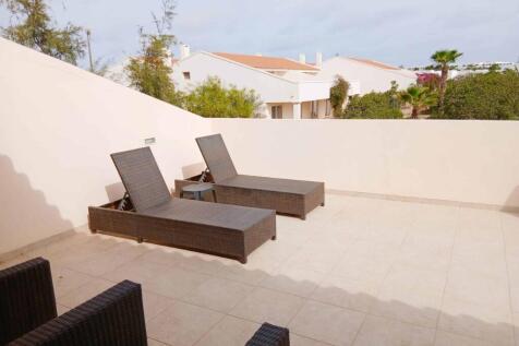 Roof terrace