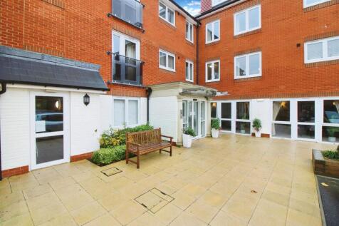 Owners Patio Area.jpg