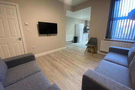 5-bed house on Newsham Road, Lancaster, £3,467/mo