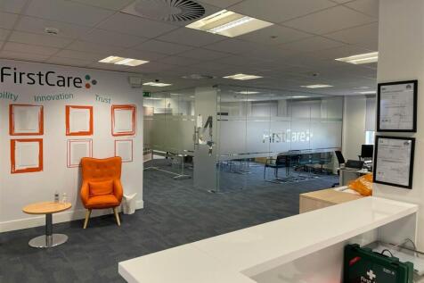 First Floor 28 Clarendon Road 11.JPG