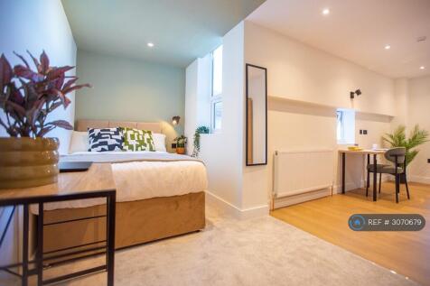 Room 4 Large Studio